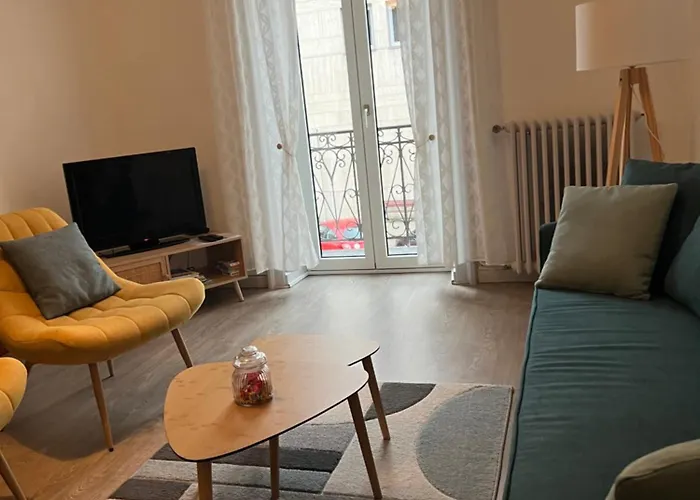 Appartement T4 70M2 - Meuble - Centre Ville - Proche Thermes