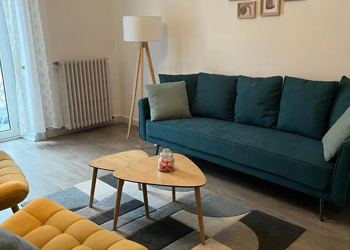 Appartement T4 70M2 - Meuble - Centre Ville - Proche Thermes