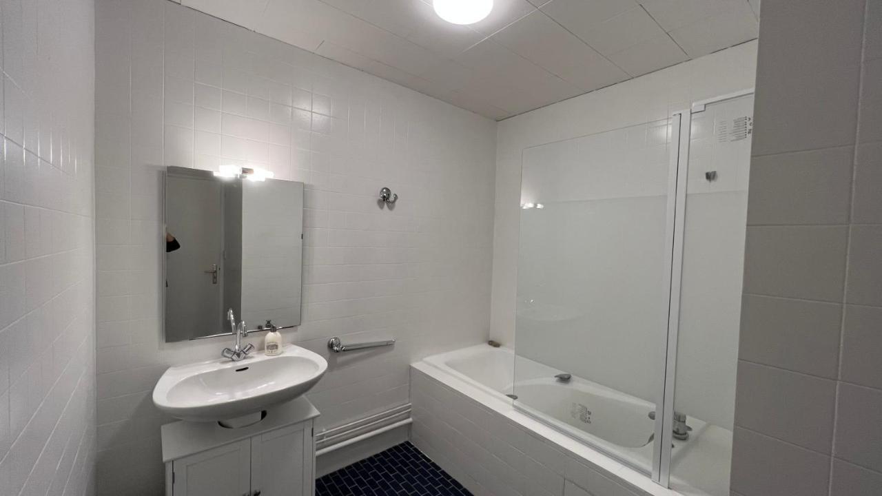 Apartment T4 70m2 - Meuble - Centre - Proche Thermes Lons-le-Saunier
