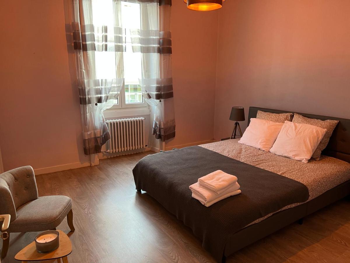 T4 70m2 - Meuble - Centre - Proche Thermes Apartment *
